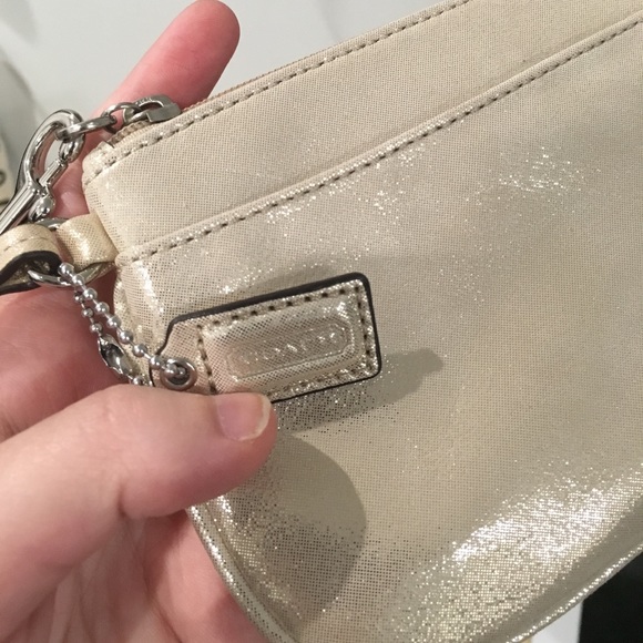 NWT Mini Champagne Gold Leather Coach Wristlet - Picture 2 of 6